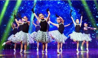 幼儿舞蹈彩虹的微笑